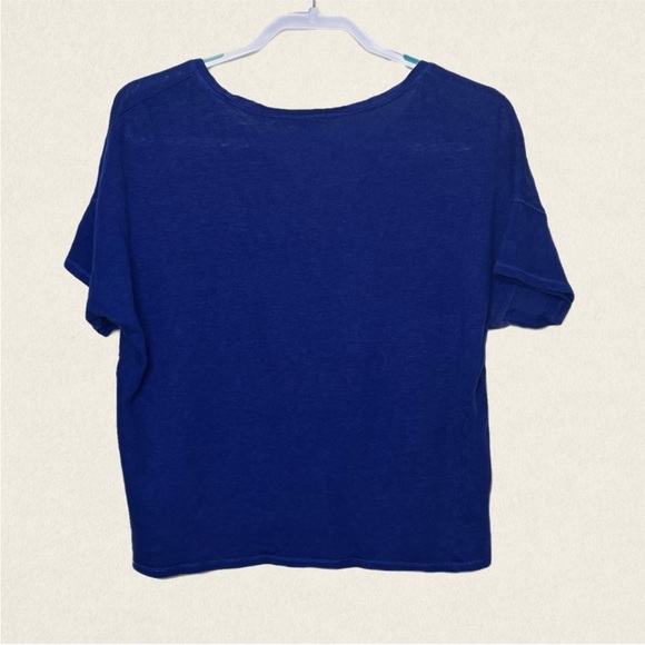 Chico's Linen Short Sleeve Lightweight Shirt. - Picture 2 of 7